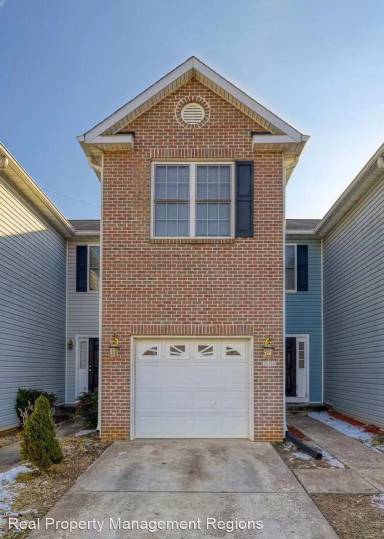 Main picture of 35106 Sara Ct