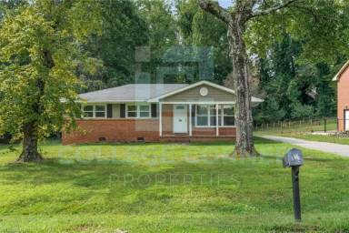 Main picture of 1212 Brookwood Dr