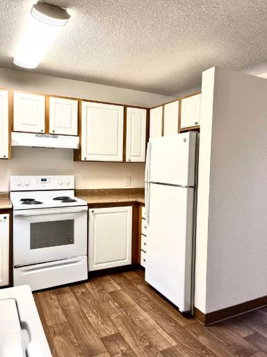 Main picture of 4550 SW Murray Blvd