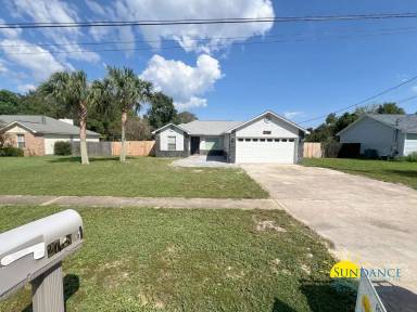 Main picture of 2738 Country Breeze Blvd