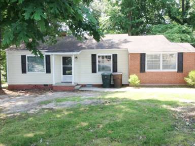 Main picture of 2615 Vanstory St