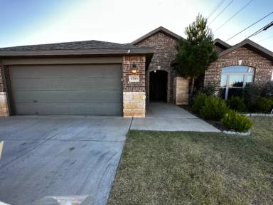 Main picture of 9703 Ross Ave