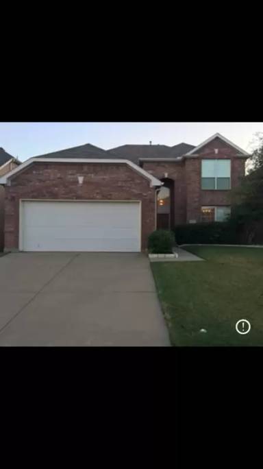 Main picture of 2820 Maple Creek Dr