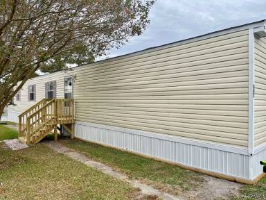 Main picture of 553 Corbin St