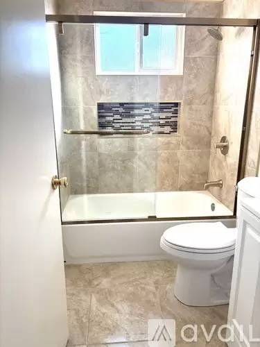 Main picture of 1850 Thau Way