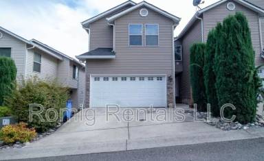Main picture of 8105 NE 36th Ct
