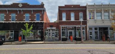 Main picture of 4240 Manchester Ave