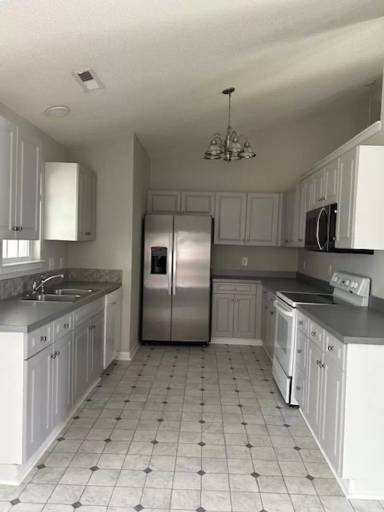 Main picture of 225 Lynco Ln