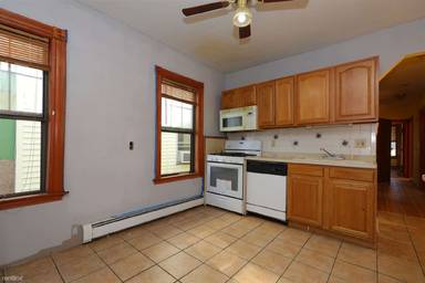 Main picture of 10 Norton St