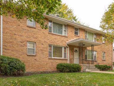 Main picture of 3752 S 82nd St