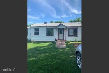Main picture of 10133 NE 17th St