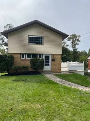 Main picture of 409 Nike Dr