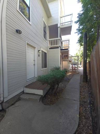 Main picture of 1734 Walnut St