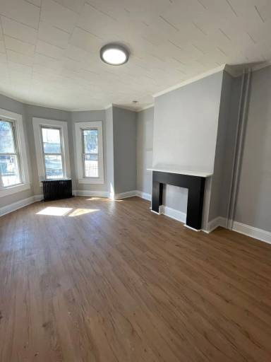 Main picture of 68 Courtney Ave