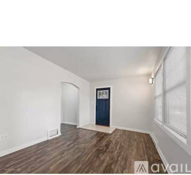 Main picture of 815 Douglas St