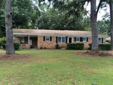 Main picture of 1301 Jahnz Ave