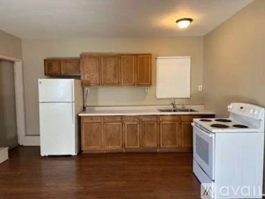 Main picture of 101 W Meade St