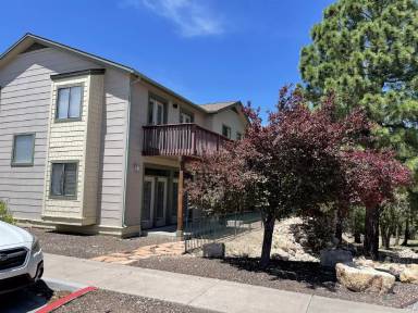 Main picture of 1448 E Turney Dr