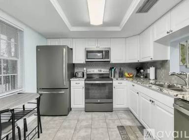 Main picture of 871 New York Ave