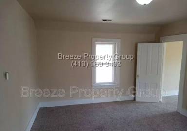 Main picture of 135 Everett St