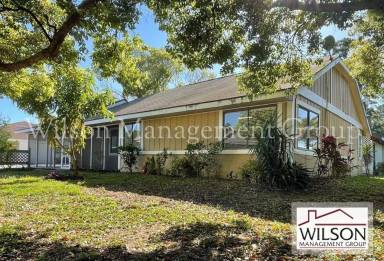 Main picture of 737 Willow Dr