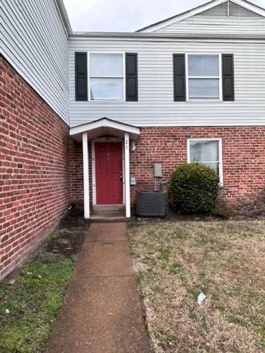 Main picture of 3528 E Richmond Rd