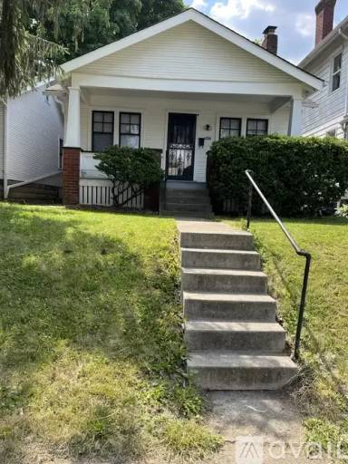 Main picture of 341 S Burgess Ave