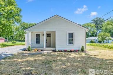 Main picture of 651 Ann Ave
