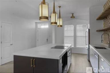 Main picture of Artisan Club Condominiums