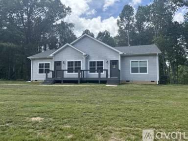 Main picture of 192 Livingston Rd