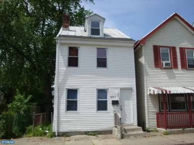 Main picture of 442 Saint Mary St