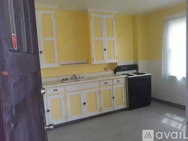 Main picture of 138 E Otterman 1 Fl Apt St