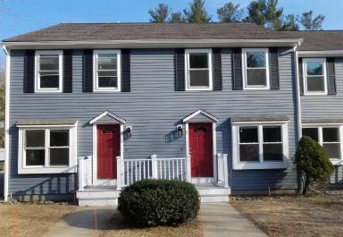 Main picture of 3 Twin Ponds Dr