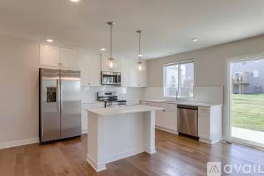 Main picture of 3716 SW Walsh Dr