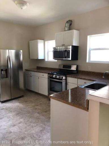 Main picture of 44 Highland Ave