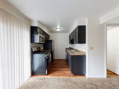 Main picture of Northlake Village Apartments