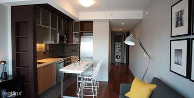 Main picture of 600 W 42nd St