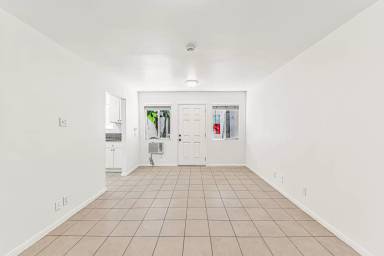 Main picture of 67 Alamitos Ave