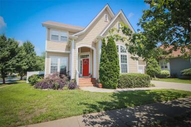 Main picture of 17003 Bridgeton Ln