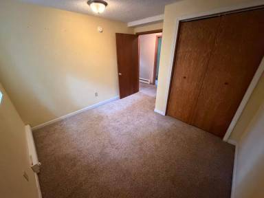 Main picture of 265 Viking Dr