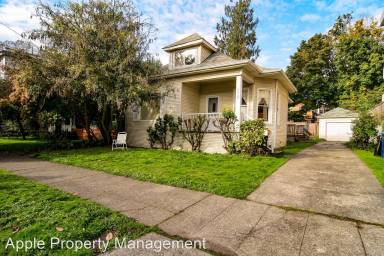Main picture of 2412 NW 60th St