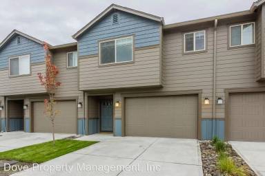 Main picture of 10912 NE 8th Cir