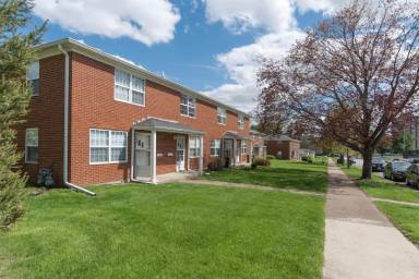 Main picture of Campus Townhomes - 1902
