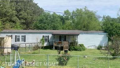 Main picture of 1842 Red Oak Rd