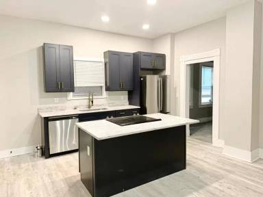 Main picture of 930 Boone St