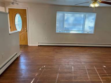 Main picture of 562 Foltz Dr