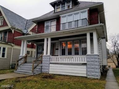 Main picture of 2430 N 40th St