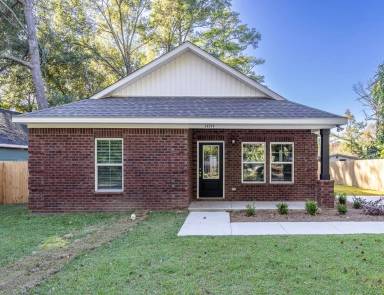 Main picture of 28229 2nd Ave N