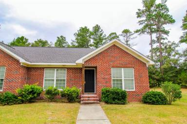 Main picture of 1401 Crossway Cottages Ln