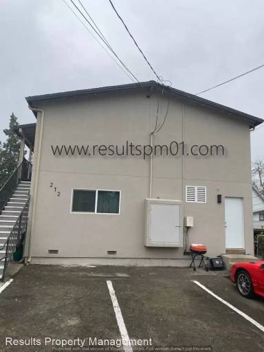 Main picture of 212 D St